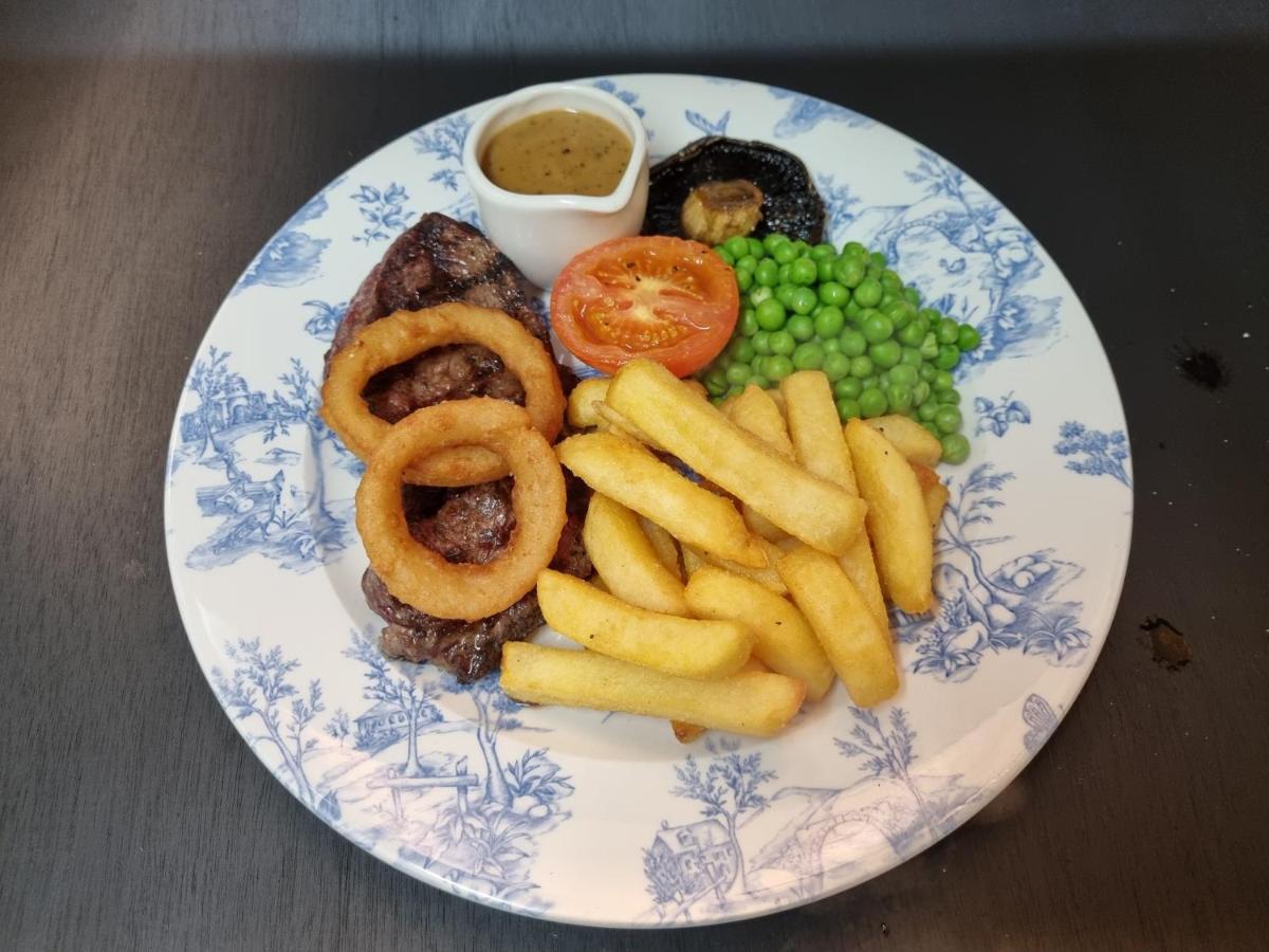 The Pelican Inn Stapleford  Esterno foto